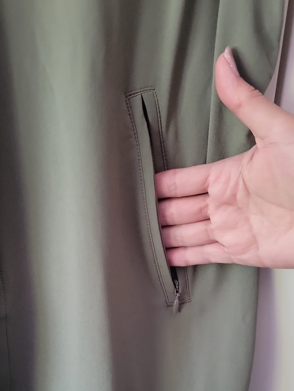 ❄️3/$30 LOLE Sleeveless Button-Front Olive Green Shirt Dress - Picture 4 of 6